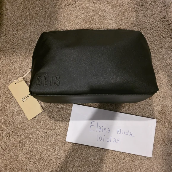 Beis Large Cosmetic Pouch - Picture 2 of 9